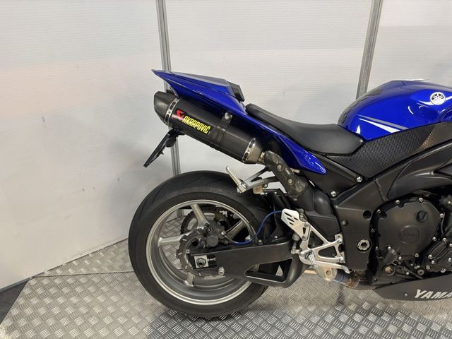 yamaha - yzf-r1