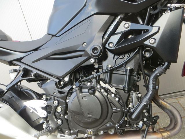 kawasaki - z400
