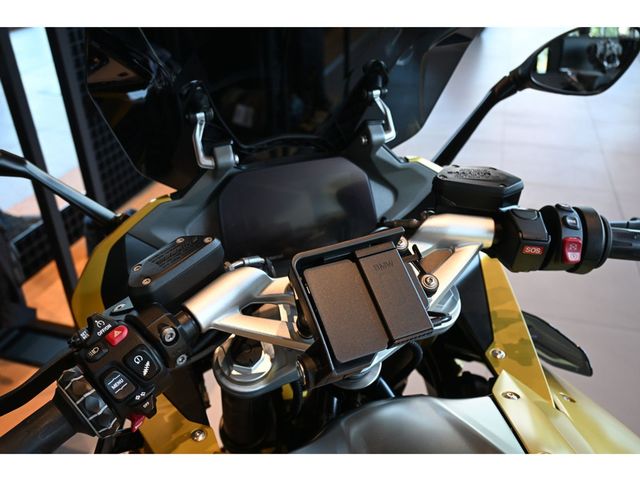 bmw - r-1250-rs