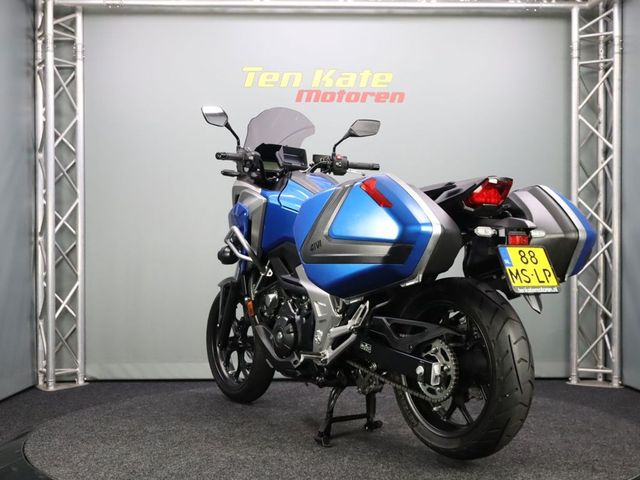 honda - nc-700-x-dct