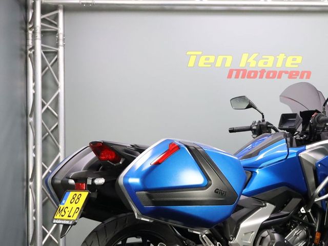 honda - nc-700-x-dct
