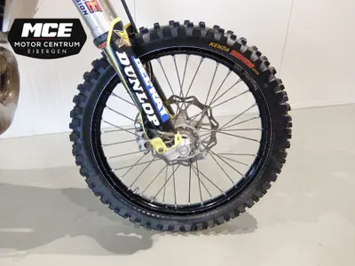 HUSQVARNA TE 250i – foto 4