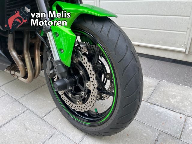kawasaki - z900