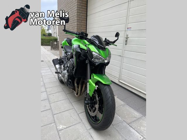 kawasaki - z900