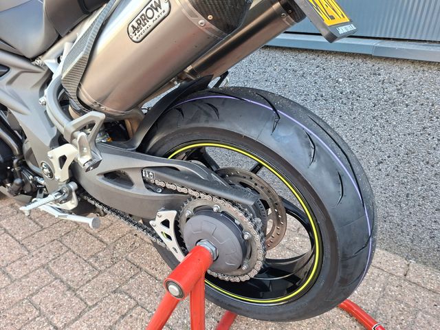 triumph - speed-triple-rs
