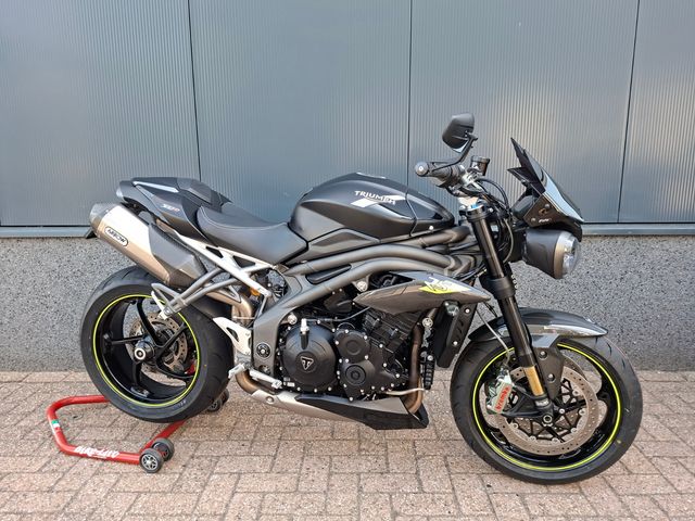triumph - speed-triple-rs