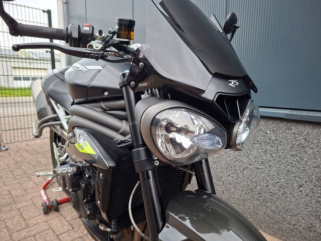 triumph - speed-triple-rs