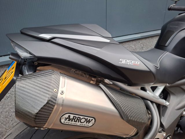triumph - speed-triple-rs