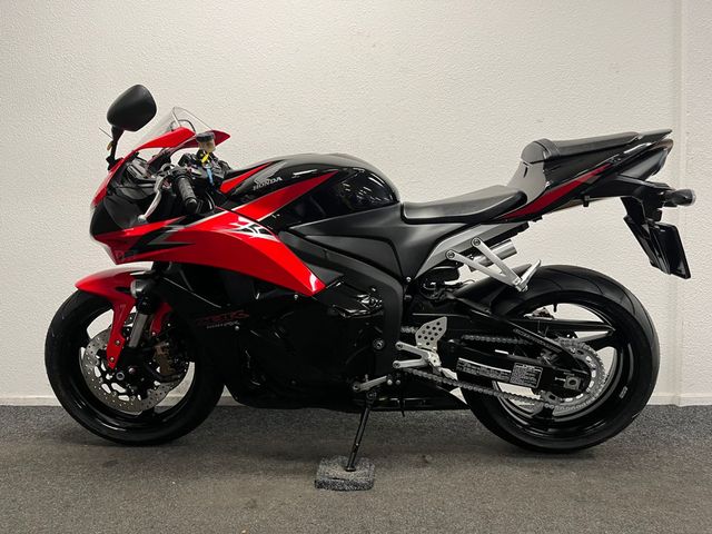 honda - cbr-600-rr-c-abs