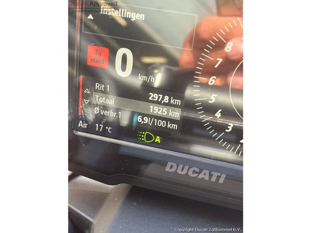 ducati - streetfighter-v4s