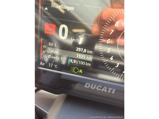 ducati - streetfighter-v4s