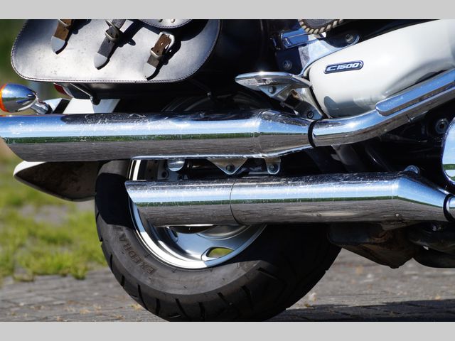 suzuki - vl-1500-lc-intruder