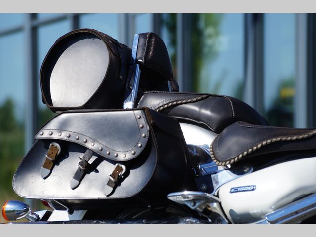 suzuki - vl-1500-lc-intruder