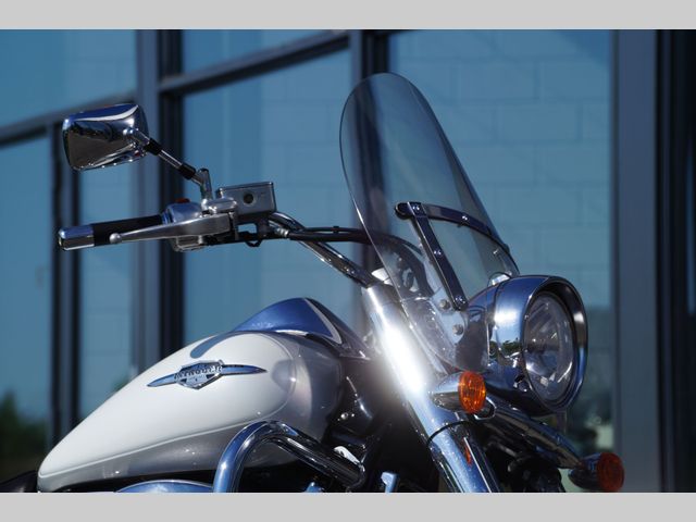 suzuki - vl-1500-lc-intruder