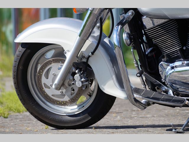 suzuki - vl-1500-lc-intruder