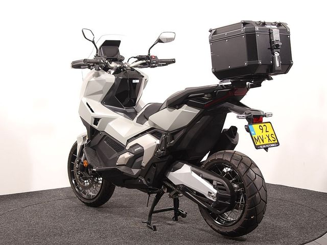 honda - x-adv