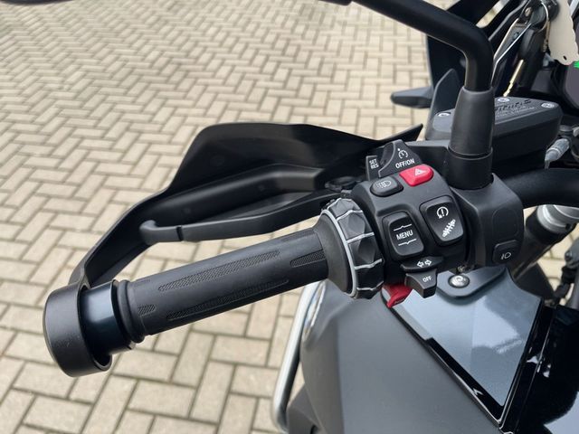 bmw - r-1250-gs-adventure