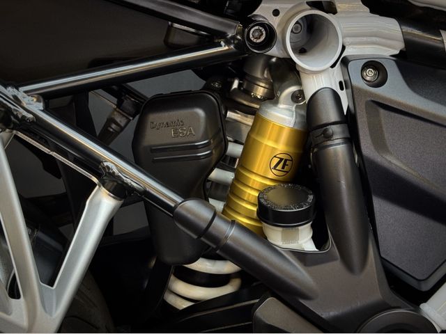 bmw - r-1250-gs-adventure