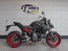 SUZUKI GSX-8S
