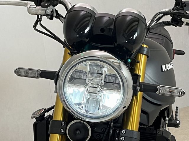 kawasaki - z900rs-se