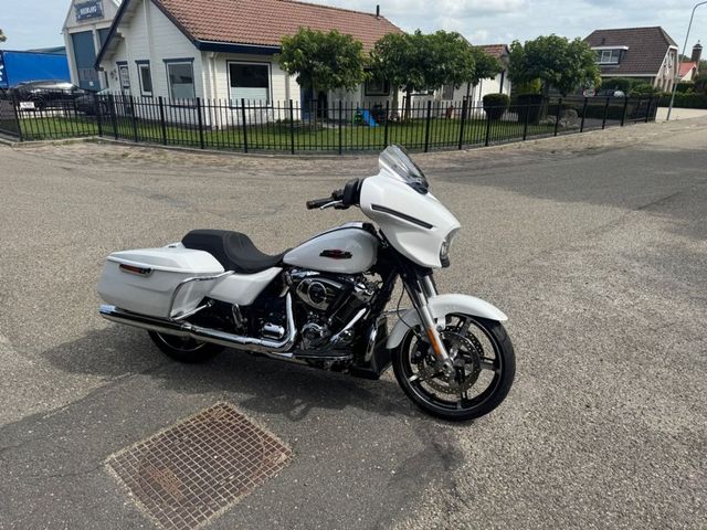 harley-davidson - street-glide