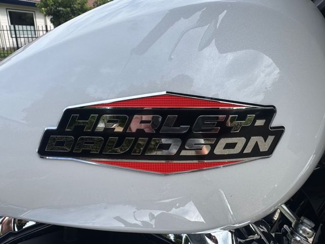 harley-davidson - street-glide