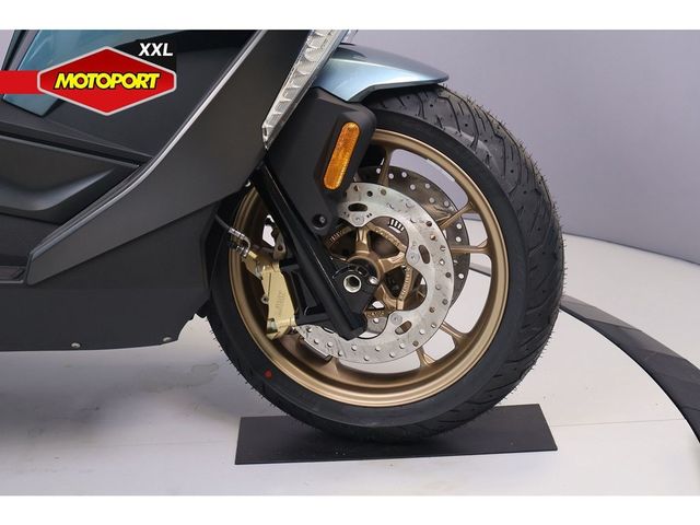 bmw - c-400-gt