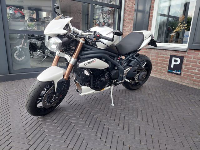 triumph - speed-triple-1050-abs