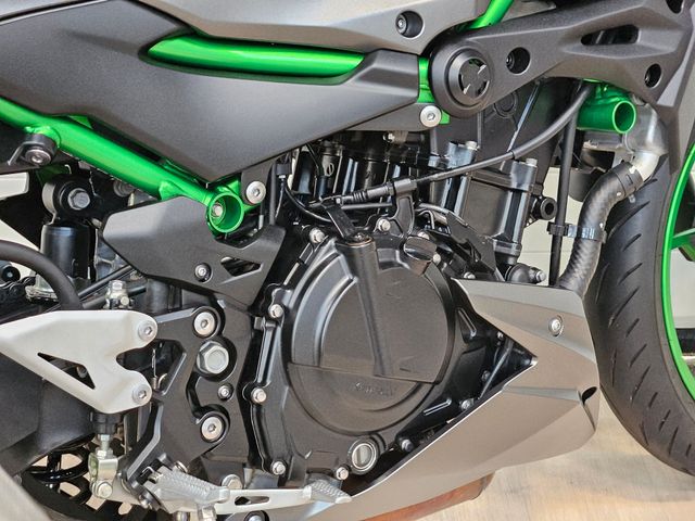 kawasaki - z500-se