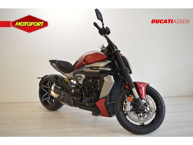 ducati - xdiavel-v4