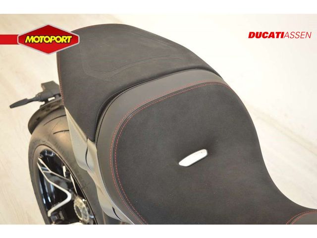 ducati - xdiavel-v4