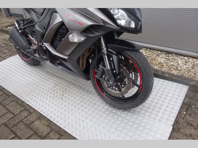 kawasaki - z-1000-sx-abs