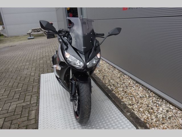 kawasaki - z-1000-sx-abs