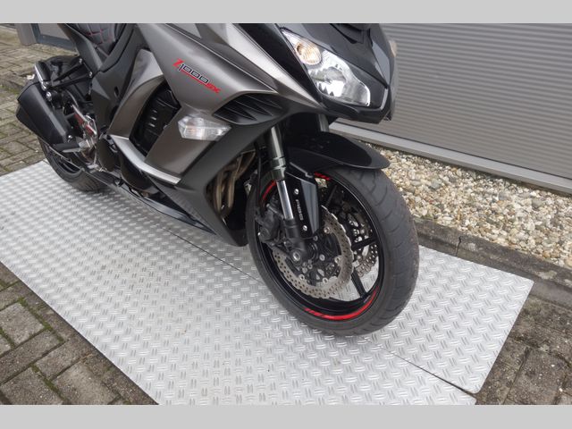 kawasaki - z-1000-sx-abs