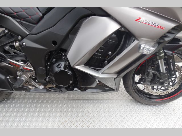 kawasaki - z-1000-sx-abs