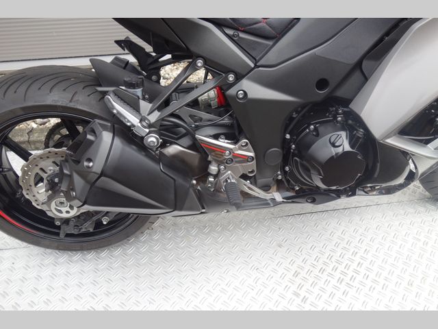 kawasaki - z-1000-sx-abs