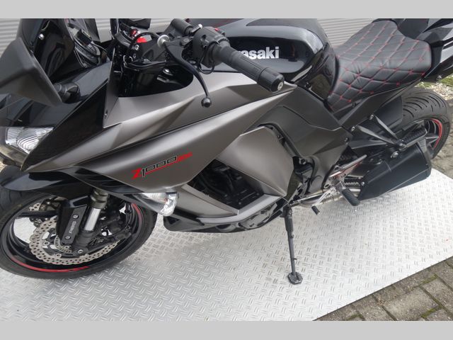 kawasaki - z-1000-sx-abs
