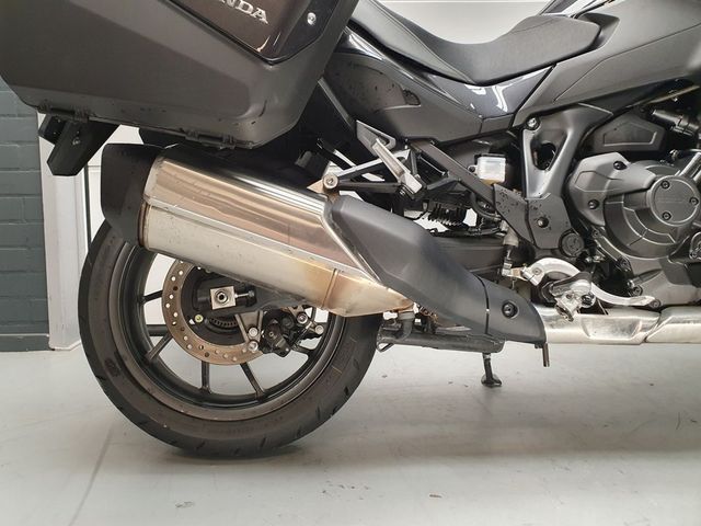 honda - nt-1100-dct