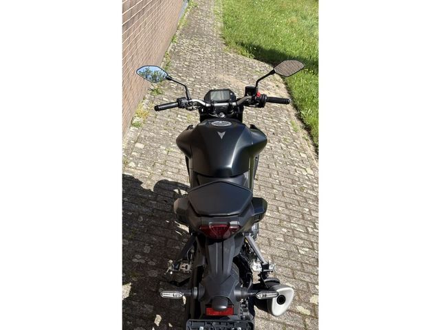 yamaha - mt-03
