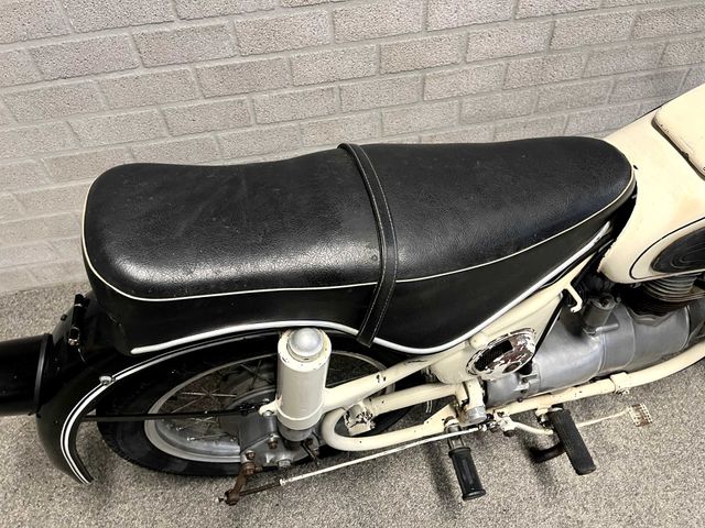 bmw - r-26