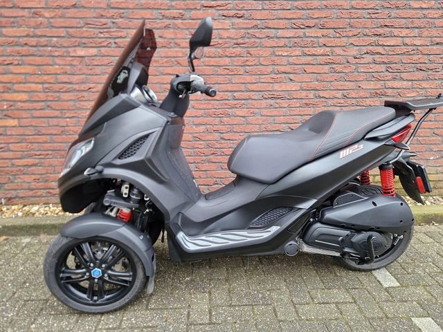 piaggio - mp3-300-hpe-sport