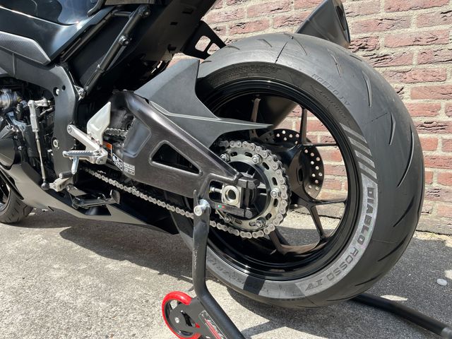 honda - cbr-1000-rr-r-fireblade-st