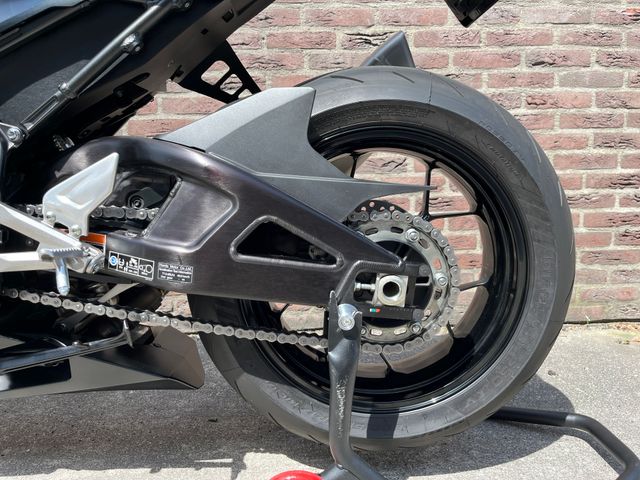 honda - cbr-1000-rr-r-fireblade-st