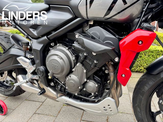 triumph - trident-660
