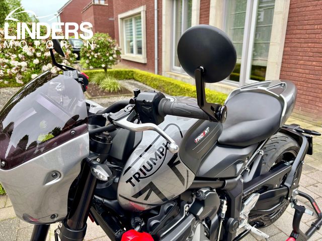 triumph - trident-660