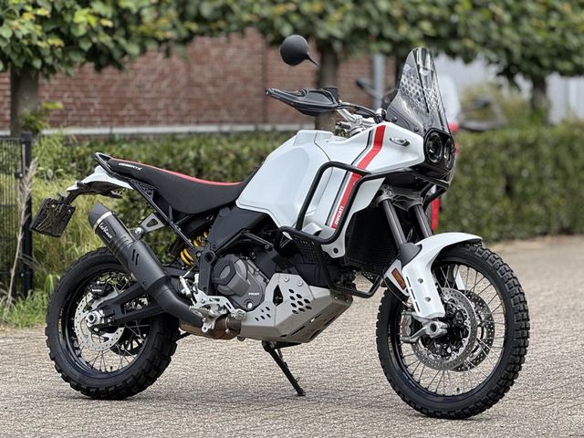 ducati - desertx