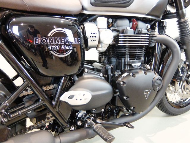 triumph - bonneville-t-120-black