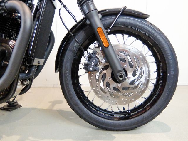 triumph - bonneville-t-120-black