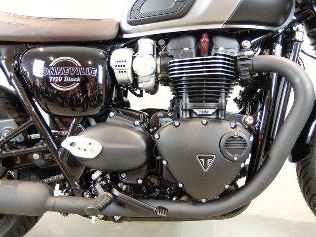 triumph - bonneville-t-120-black