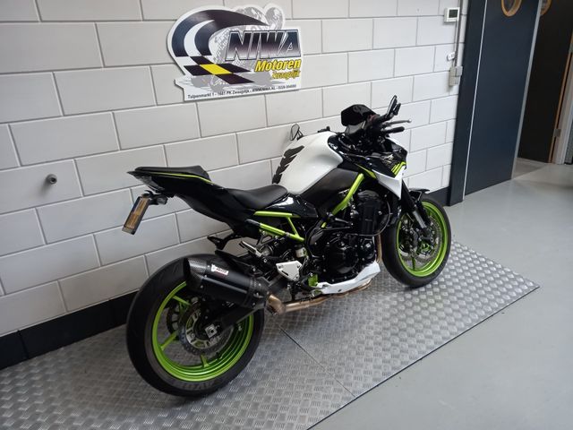 kawasaki - z900